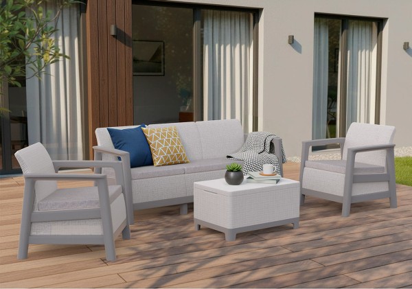 scandi-linea-three-seater-with-deck-next-to-house-copy_web.jpg